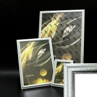 Рамка пластик25*35 (2012)20мм Рамка пластик25*35 (2012)20мм