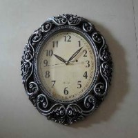Часы пластик КЛАССИКА настенные, цвет серебро, 36*45 см, размер циферблата 23*28, стрелки за стеклом Часы пластик КЛАССИКА настенные, цвет серебро, 36*45 см, размер циферблата 23*28, стрелки за стеклом