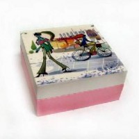 Шкатулка дерево "Девочка"(96) Шкатулка дерево "Девочка"(96)