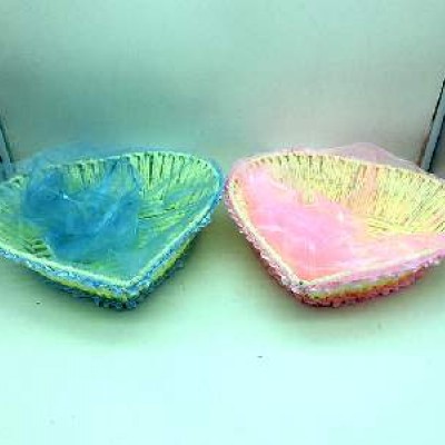 Корзинка  декорат  пластик Сердечко(100) S001